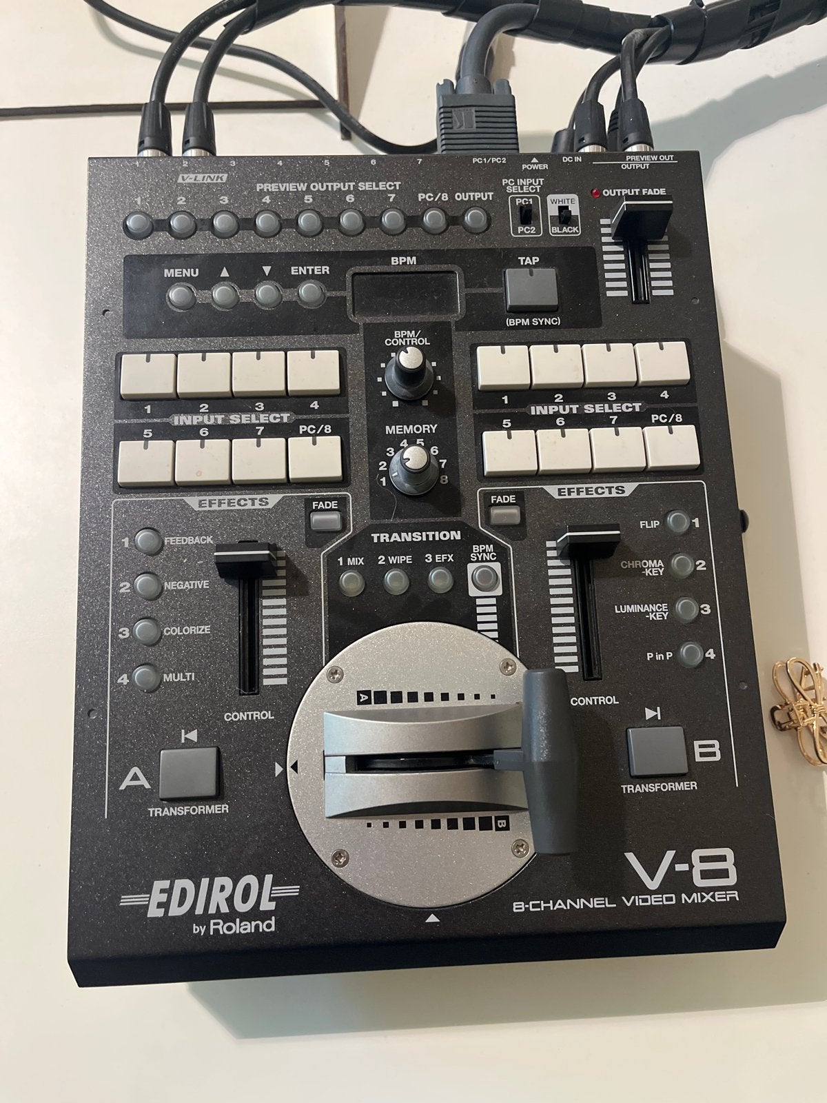 Edirol V-8 8-kanaals videomixer van Roland, Ophalen, Gebruikt, Video