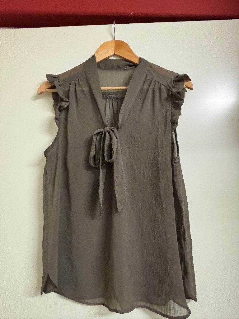 Kaki striktop 42, Kleding | Dames, Maat 42/44 (L), Nieuw, Ophalen of Verzenden, Zonder mouw