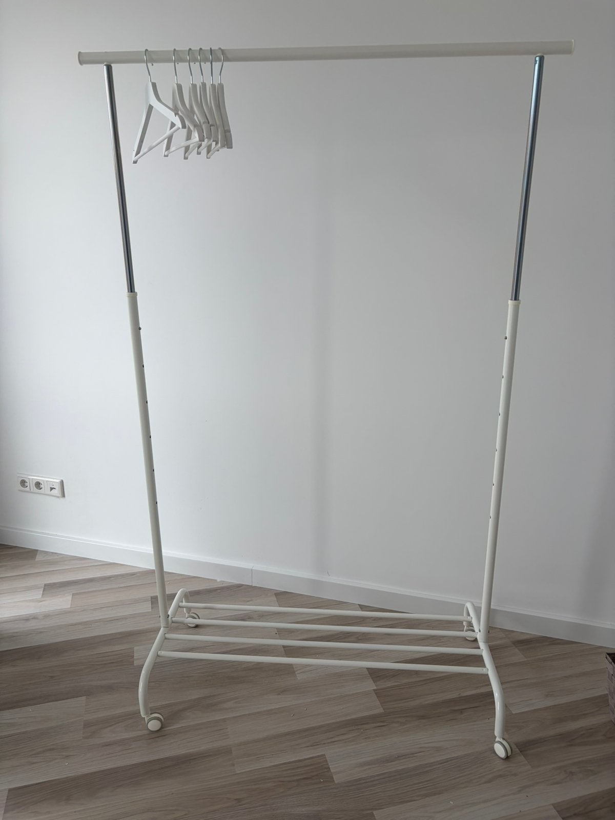 Ikea kledingrek te koop, Ophalen of Verzenden, Zo goed als nieuw