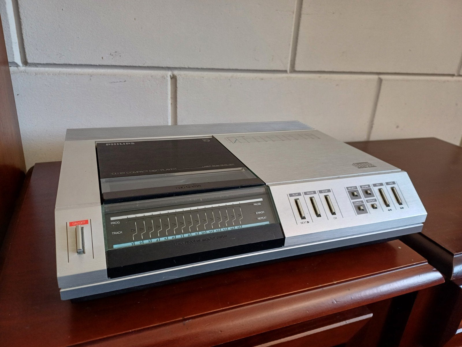 Philips CD-101 CD-speler - Gereviseerd - Topstaat, Ophalen of Verzenden, Zo goed als nieuw, Philips