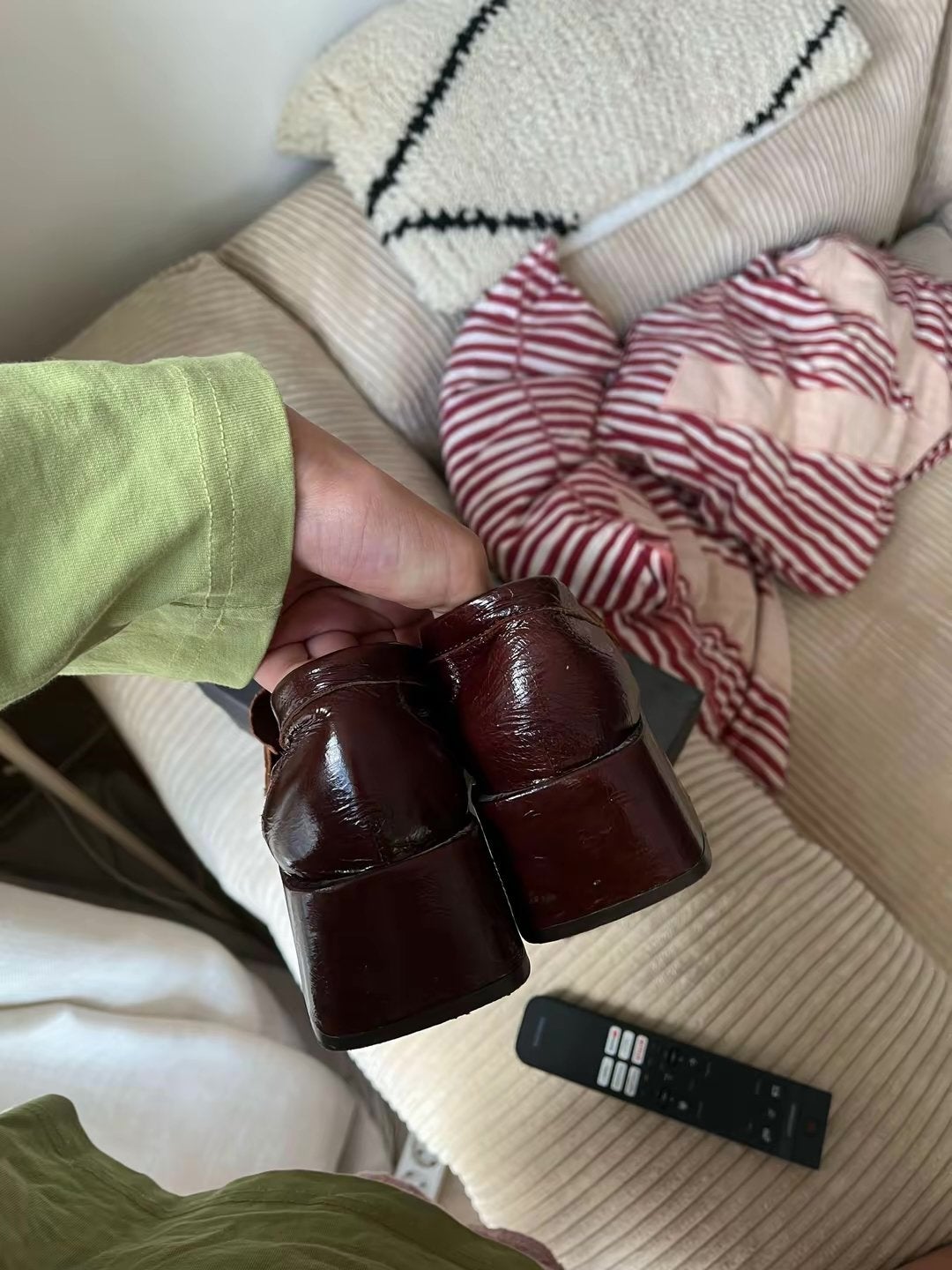 Miista instappers bordeauxrood ballerina mules slides, Ophalen of Verzenden, Gedragen, Rood, Instappers