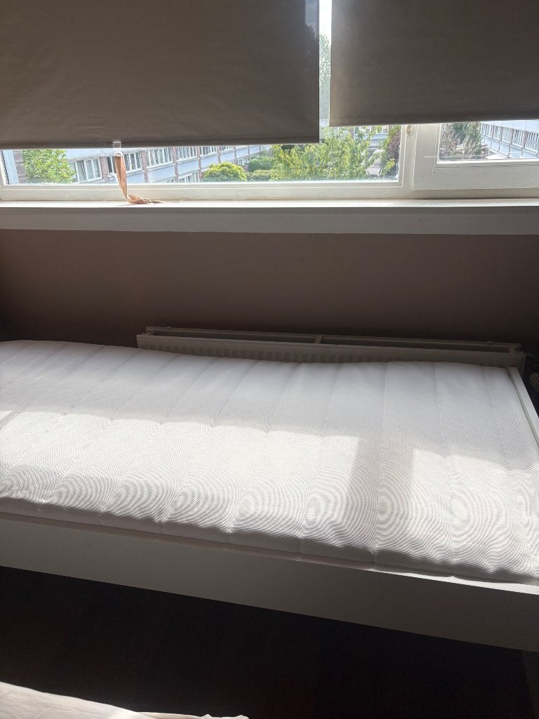 IKEA SLÄKT bed + matras te koop – €175, Huis en Inrichting, Ophalen, 90 cm, Eenpersoons, Wit