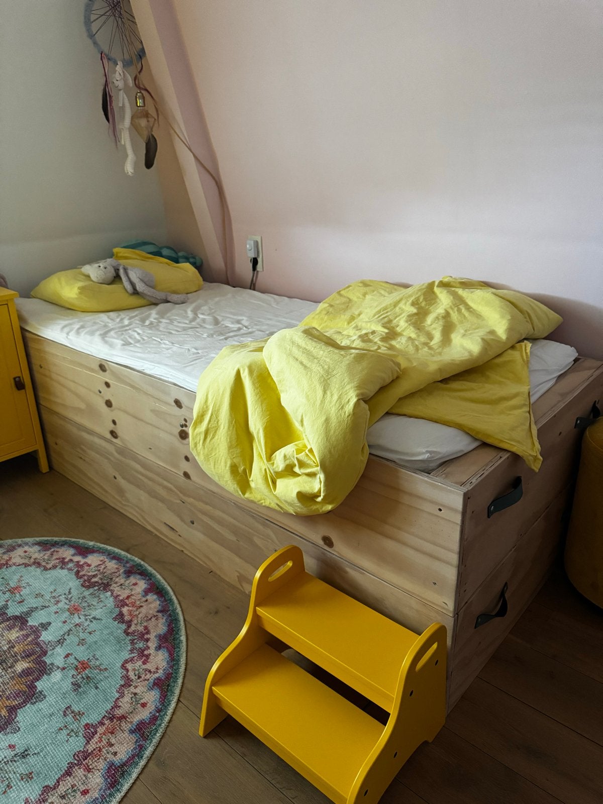 Stapelbaar bed van underlayment met 2 matrassen, Ophalen, 85 tot 100 cm, Gebruikt, Hoogslaper of Stapelbed