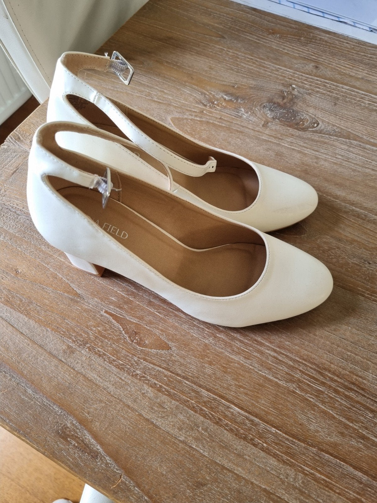 Anna Field Witte Pumps Maat 40 met Enkelbandje, Wit, Ophalen of Verzenden, Zo goed als nieuw, Pumps