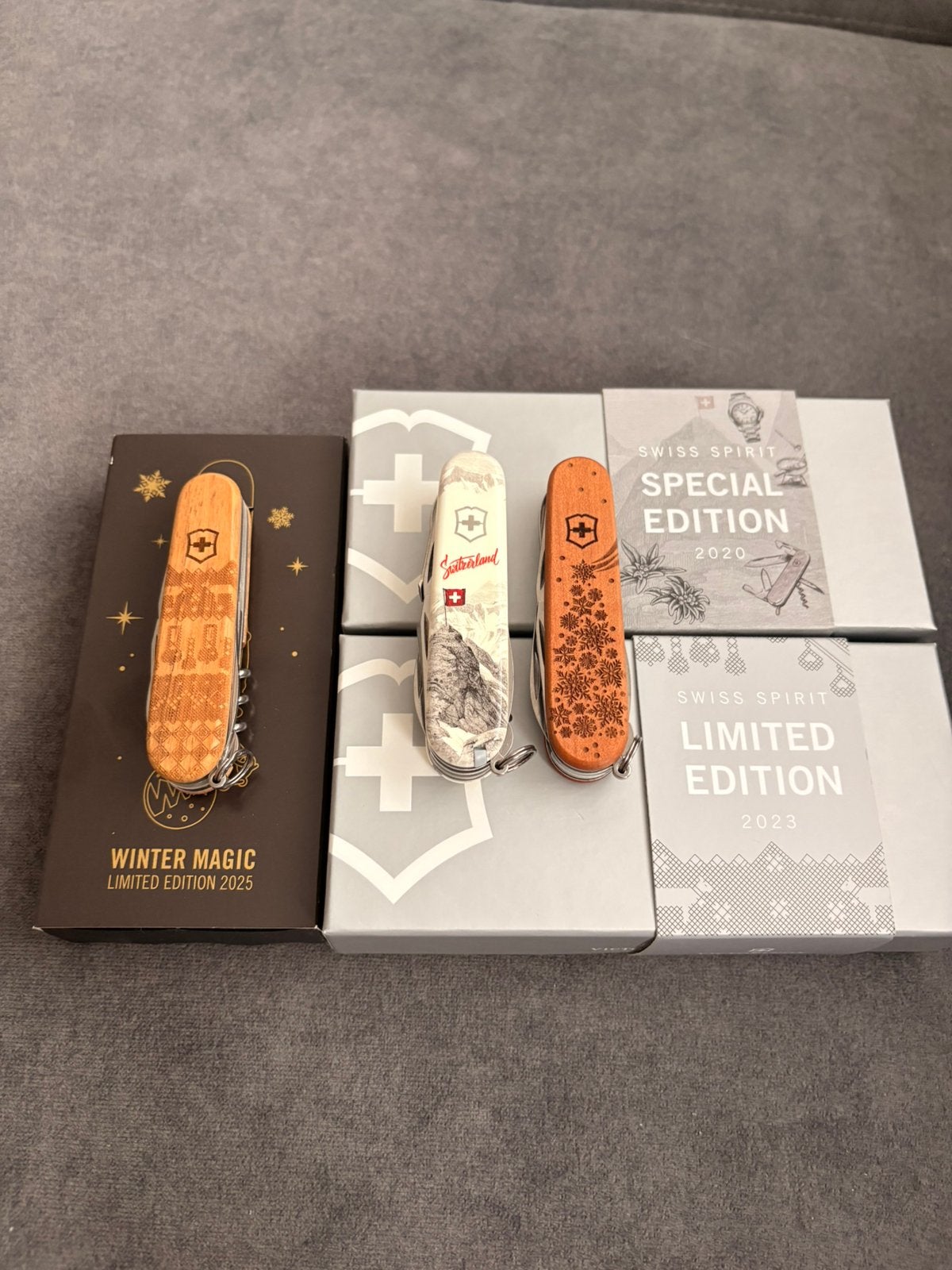 Set Victorinox limited editions zwitsers zakmes, Ophalen of Verzenden, Nieuw