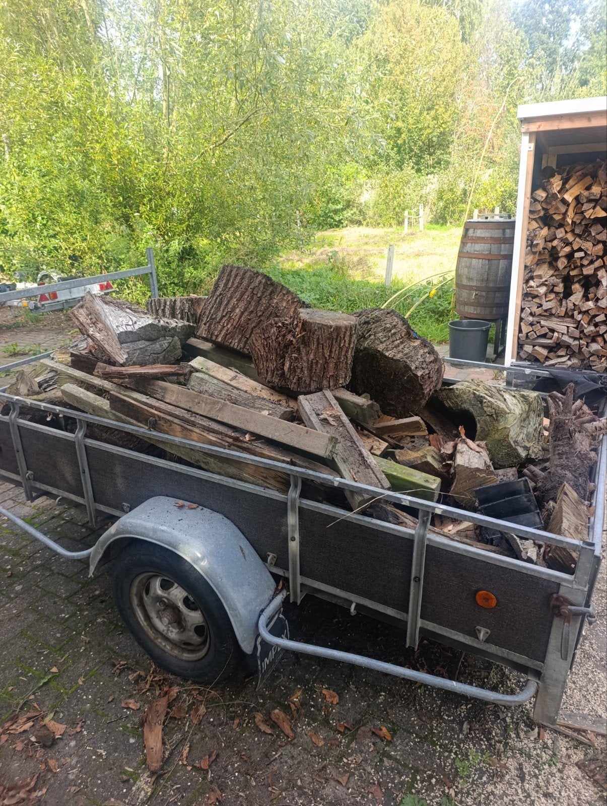 Diverse houtsoorten in blokken en stammen, Tuin en Terras, 3 tot 6 m³, Ophalen, Overige houtsoorten, Blokken
