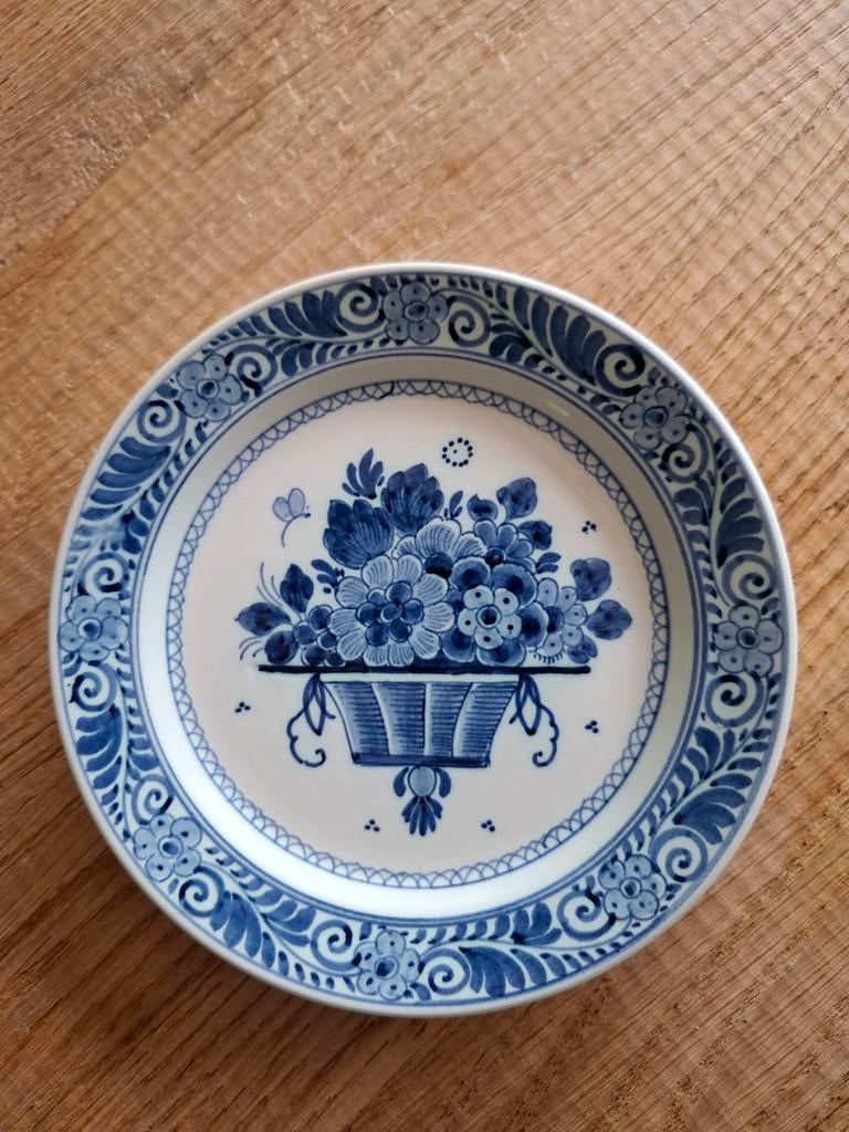 Delfts blauwe wandborden, Ophalen