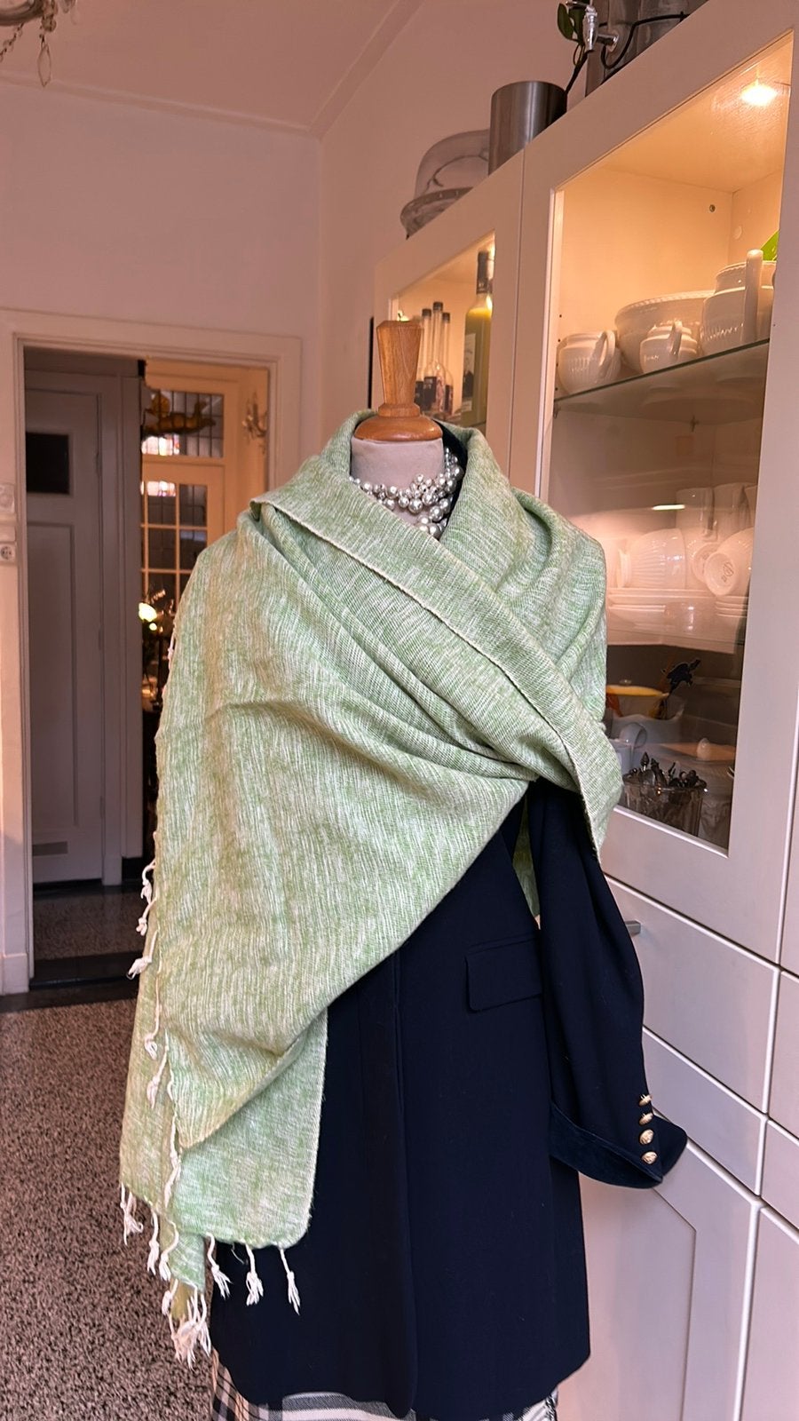 Zeegroene warme wollen shawl XL formaat 200X80, nieuwstaat, Ophalen of Verzenden, Zo goed als nieuw, Maat 46/48 (XL) of groter