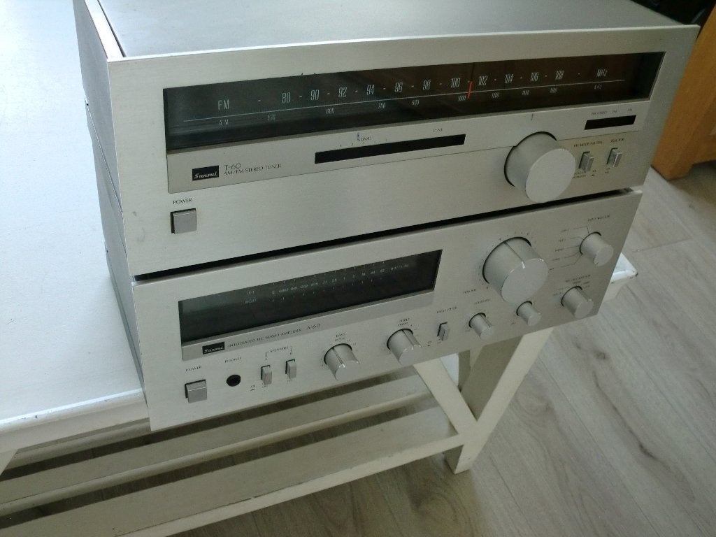 Sansui A-60 Stereo Integrated Amplifier (1980)Sansui T-60, Overige merken, Gebruikt, Tuner of Radio, Losse componenten