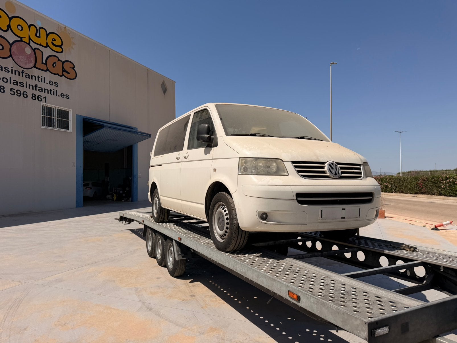 AUTO TRANSPORT & HUISRAAD NAAR SPANJE, Koeriersdiensten