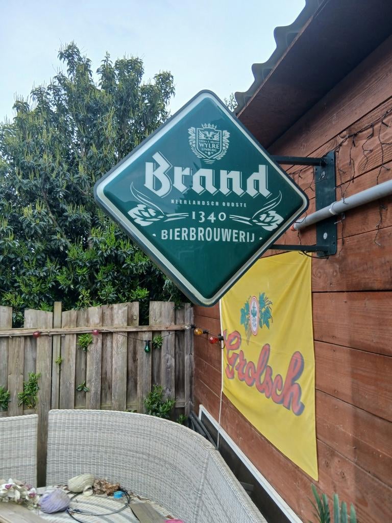 Brand buitenlamp, Ophalen, Zo goed als nieuw, Brand