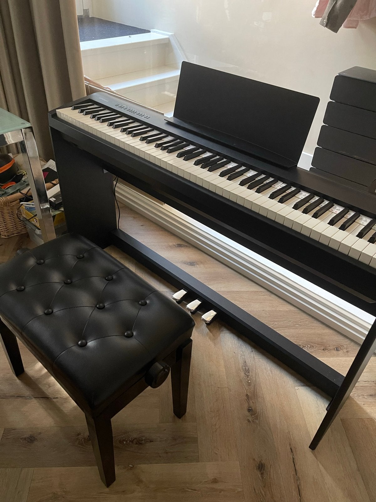 Roland FP-30 digitale piano met kruk en pedalen, Ophalen, Zwart, Digitaal, Zo goed als nieuw