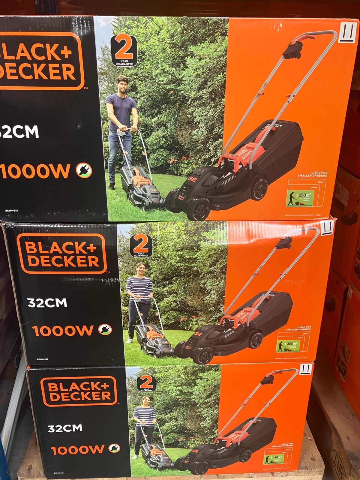 Black+Decker BEMW351Q-QS Elektrische Grasmaaier 1000W 32cm, Cirkelmaaier, Elektrische grasmaaier, Nieuw, Ophalen of Verzenden