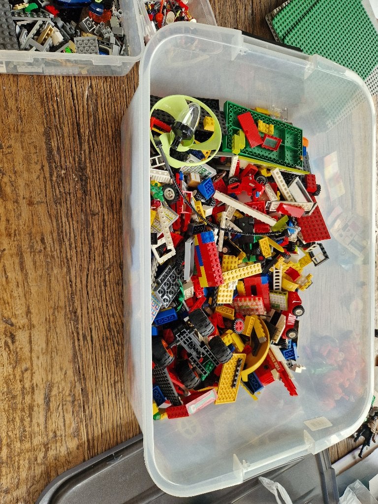 Heel veel lego zoals star wars, ninjago etc., Kinderen en Baby's, Speelgoed | Duplo en Lego, Ophalen, Gebruikt, Meerdere sets