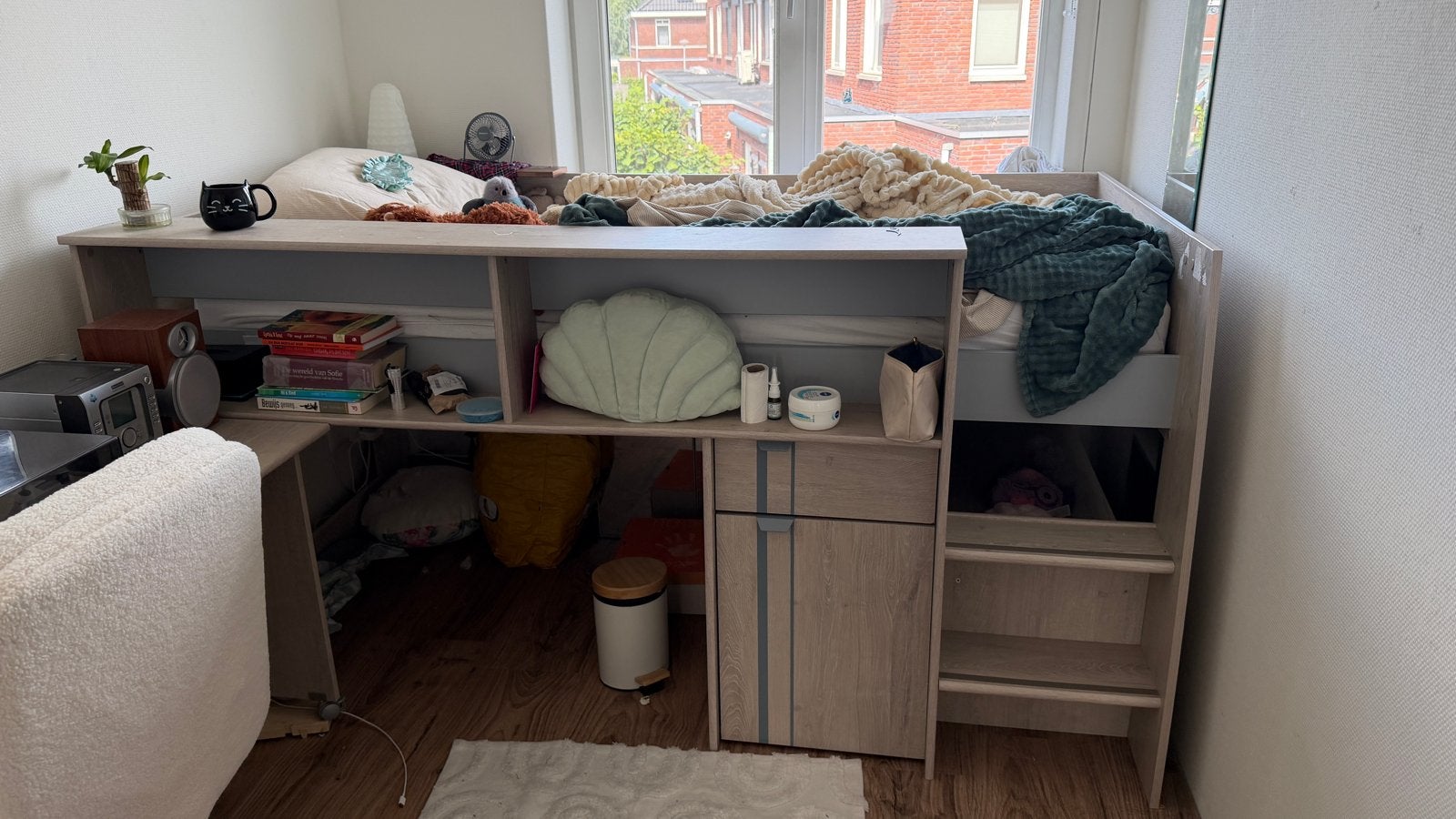 Halfhoogslaper met bureau en opbergruimte - vandaag ophalen, Huis en Inrichting, Ophalen, Gebruikt, 90 cm, 200 cm