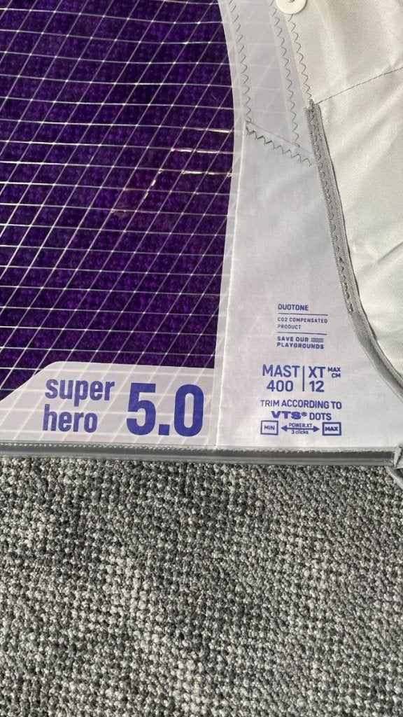 Duotone Super Hero 5.0 2025 (Showroom Model), Niet ingevuld, Niet ingevuld, Niet ingevuld