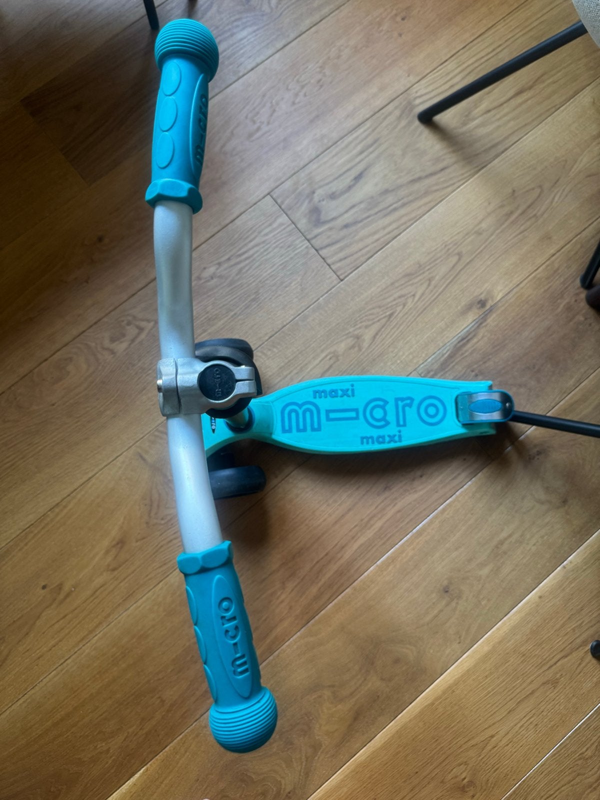 Maxi Micro Step Groen met LED-wielen - Zo goed als nieuw, Ophalen of Verzenden, Zo goed als nieuw, Gewone step