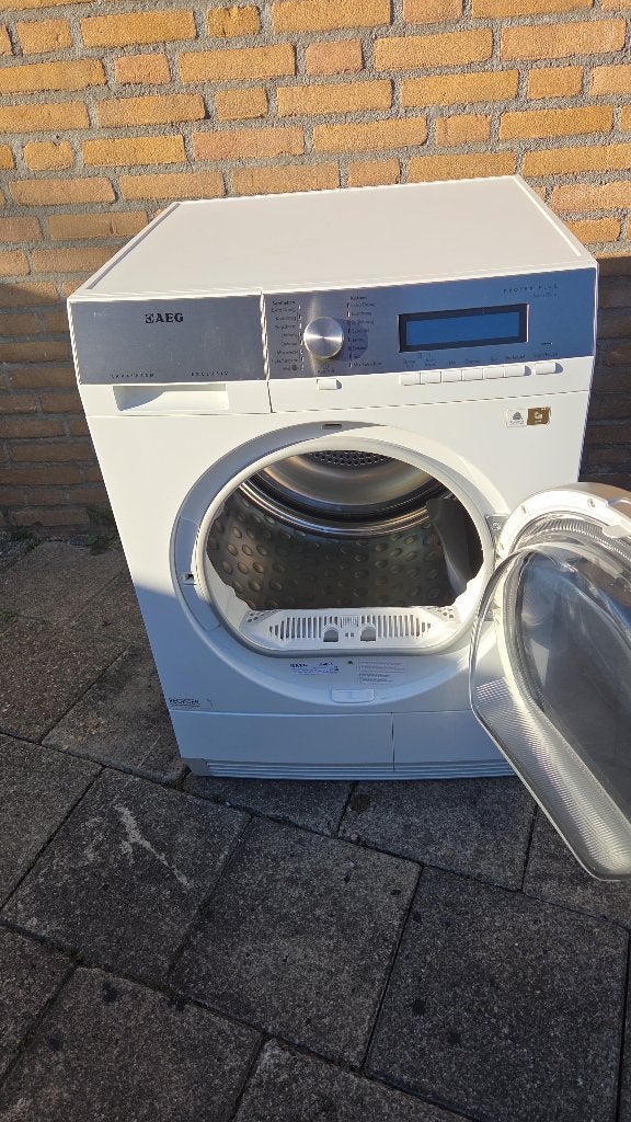 Foto 5 van Warmtepompdroger merk AEG. 8 kilo. Energieklasse A+++.