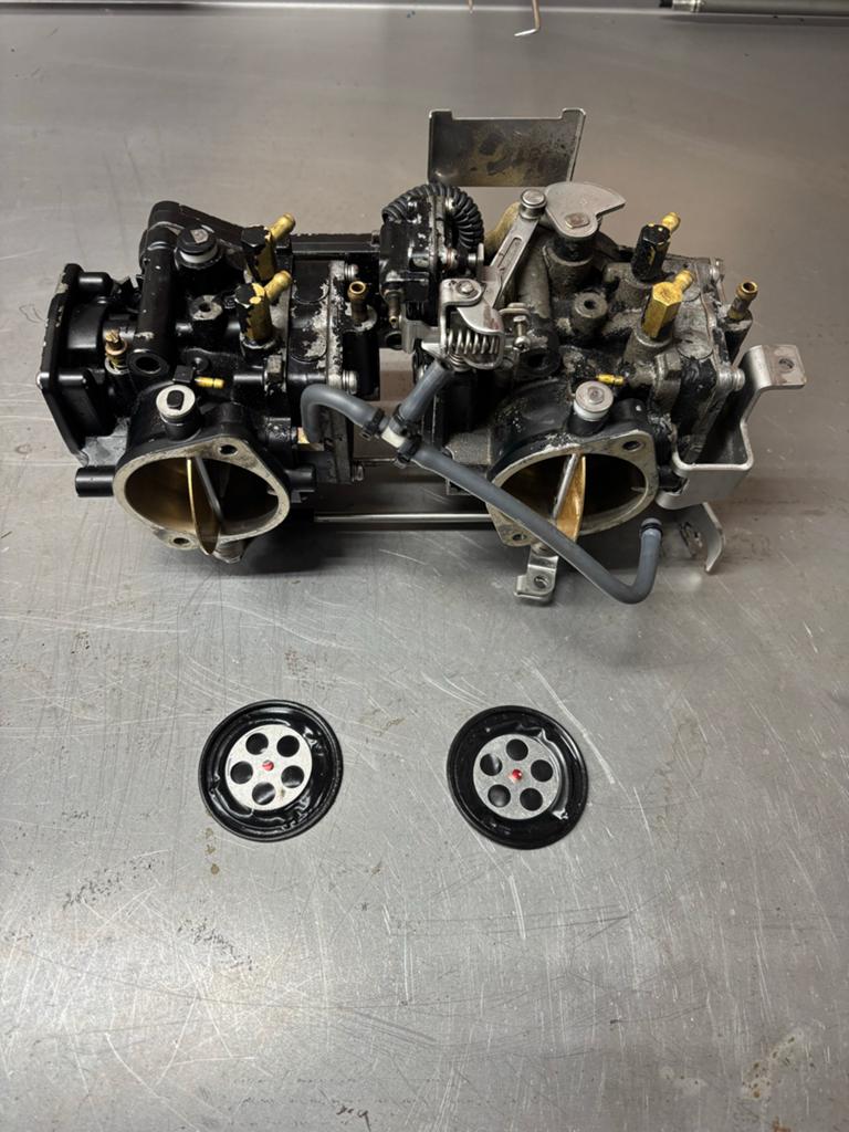 Kapotte Mikuni Carburateur voor Yamaha GP800R Waterscooter, Watersport en Boten, Accessoires en Onderhoud, Gebruikt, Motor en Techniek