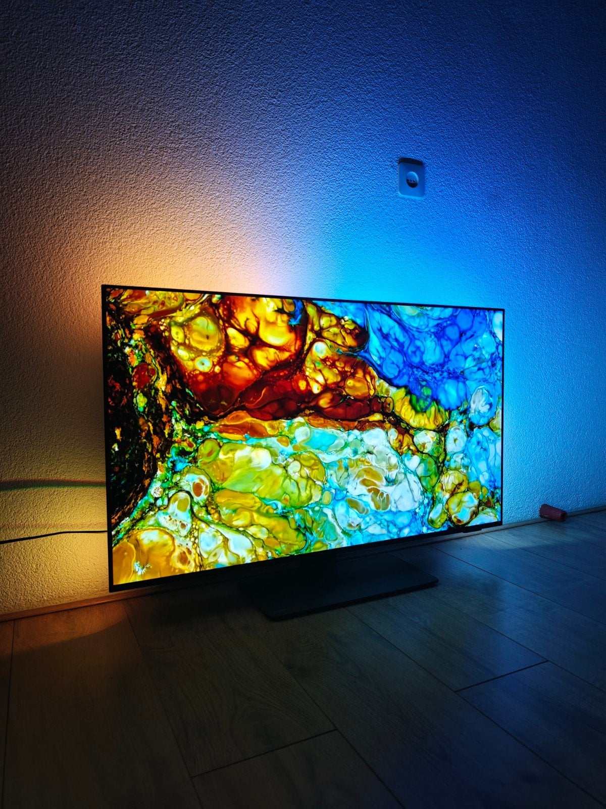 Foto 11 van Philips 42OLED808/12 4K OLED Ambilight – 120Hz/4K - 2024
