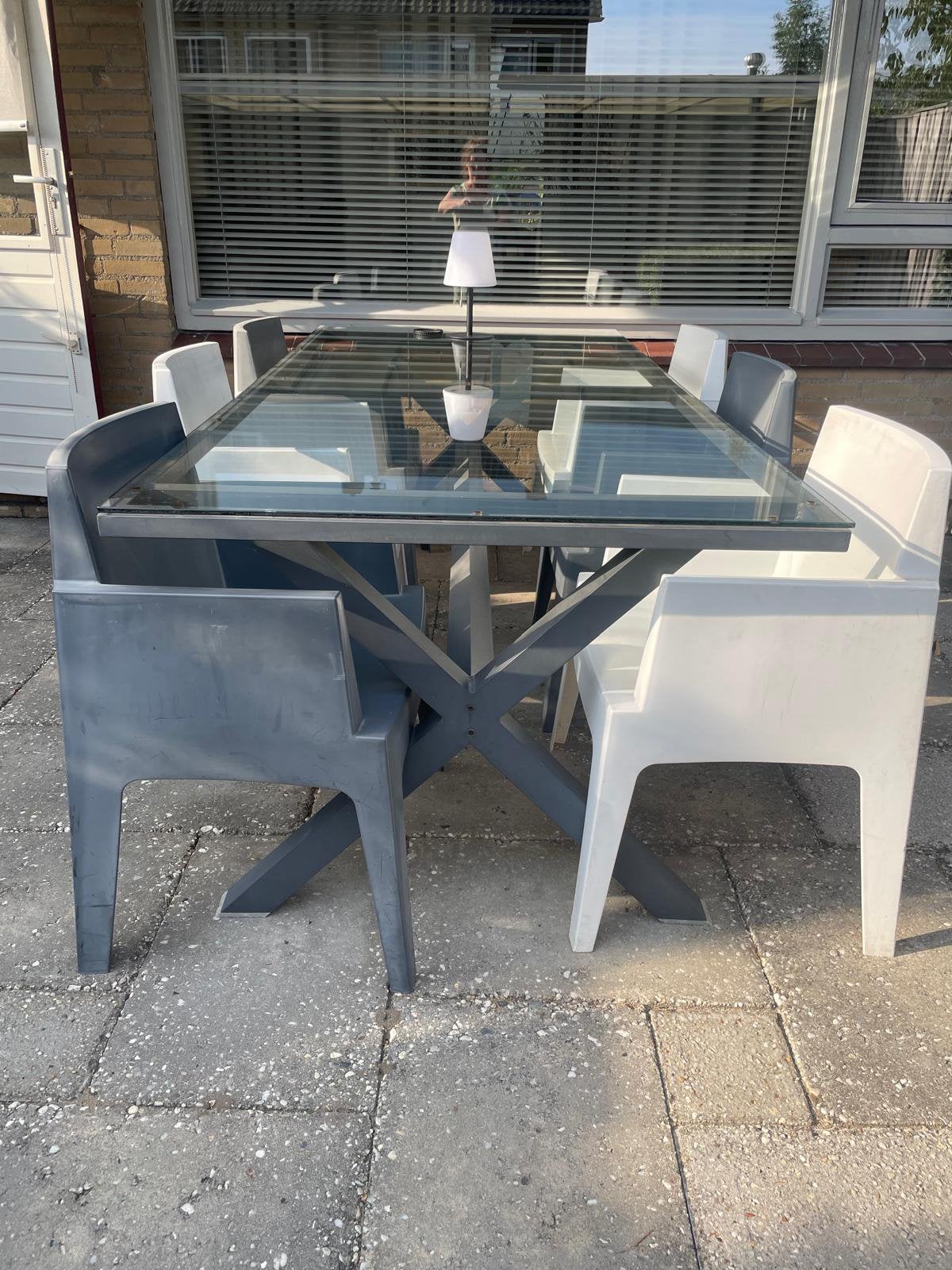 6-8 persoons tuinset met glazen tafel – Zeer nette staat, Tuin en Terras, Ophalen, Kunststof, Gebruikt, 8 zitplaatsen