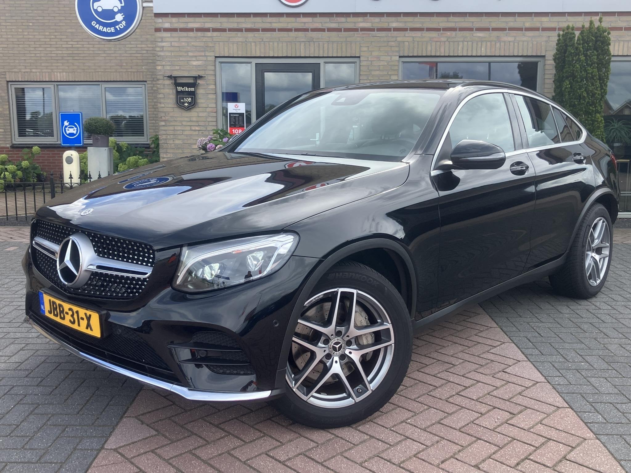 Mercedes-Benz GLC-Klasse Coupé 250 4MATIC Busin.Sol. AMG |, Auto's, Gebruikt, 4 cilinders, Leder en Stof, Zwart