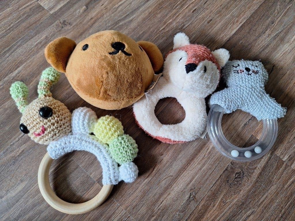 Baby rammelaars/knuffeltjes, Ophalen, Zo goed als nieuw