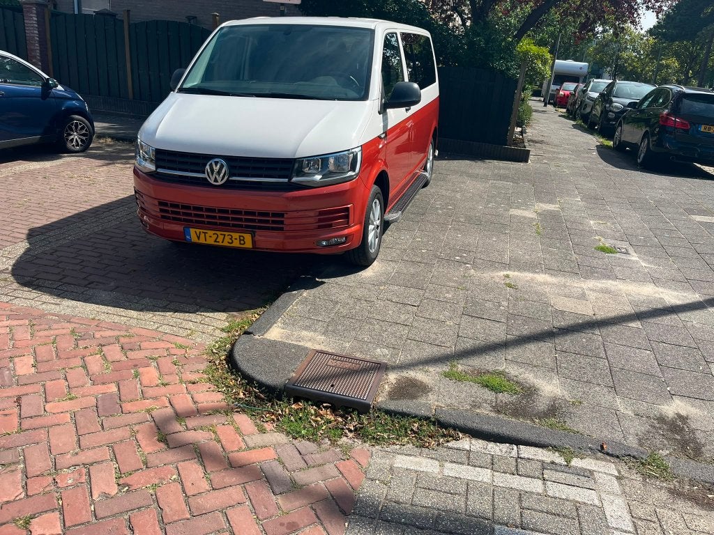 Volkswagen Transporter 2.0 TDI 140 PK 2016, Auto's, Euro 5, Zwart, 4 cilinders, Volkswagen