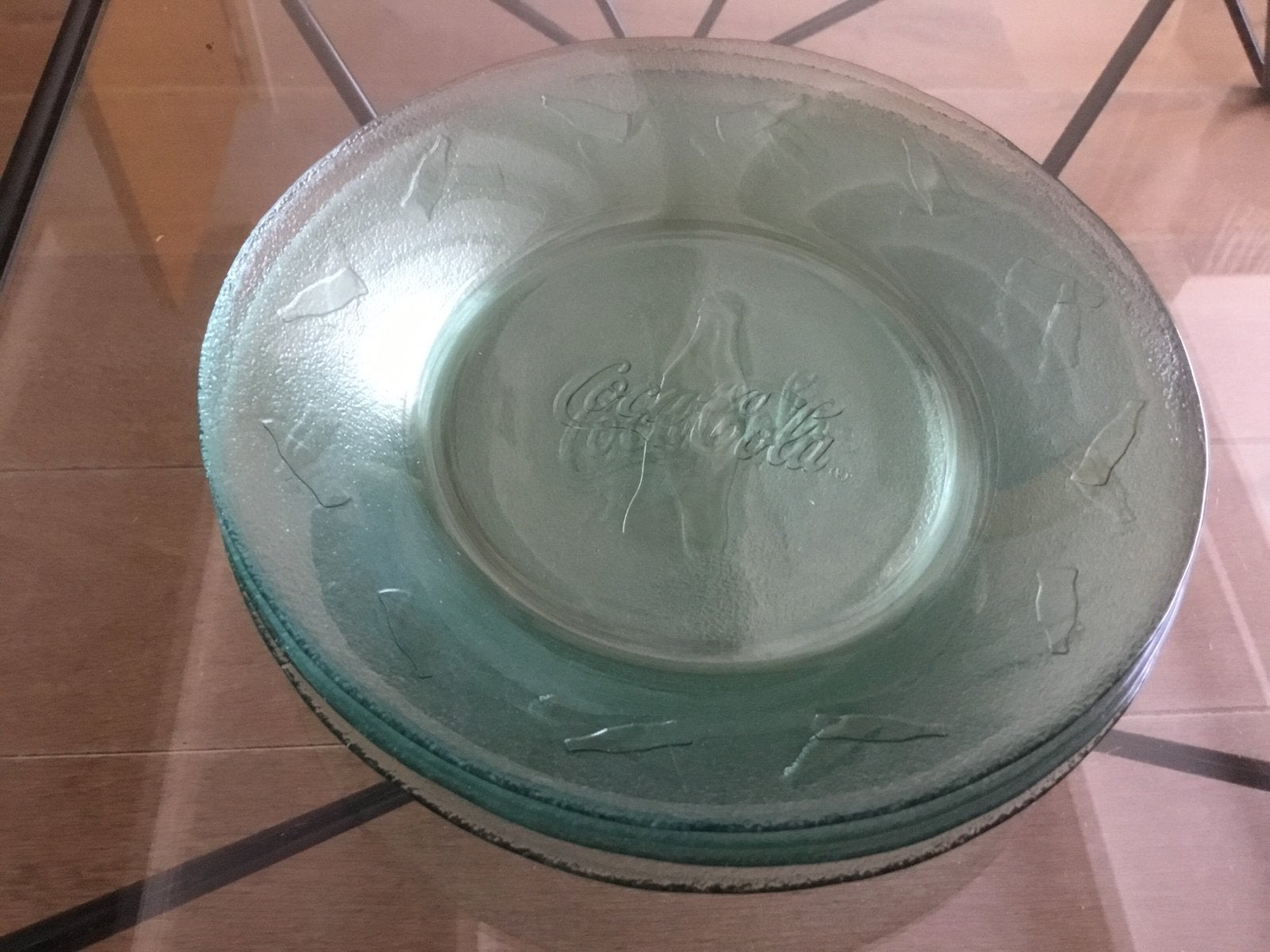 Set van 5 Coca-Cola promotionele groene glazen borden., Gebruikt, Overige merken, Vintage, Ophalen of Verzenden