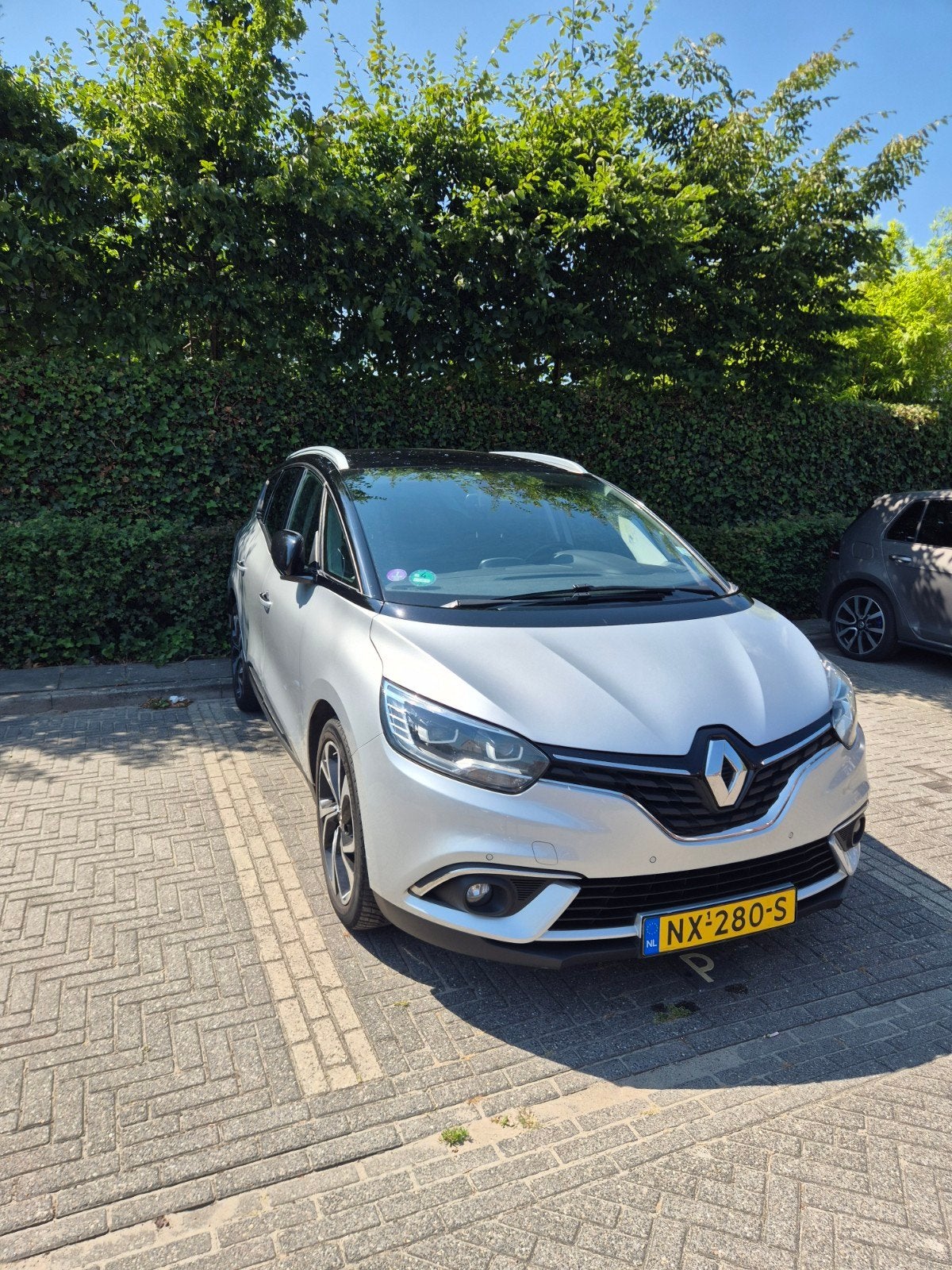 Renault Grand Scenic 1.2 TCE 97KW 7P 2017 Grijs, Voorwielaandrijving, 4 cilinders, 1850 kg, 132 pk