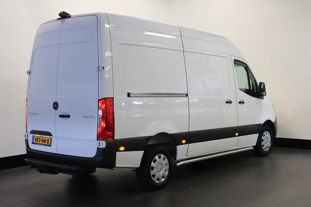 Mercedes-Benz Sprinter 316 2.2 CDI Automaat L2H2 EURO 6 - AC, Auto's, Gebruikt, 4 cilinders, Wit, Bedrijf