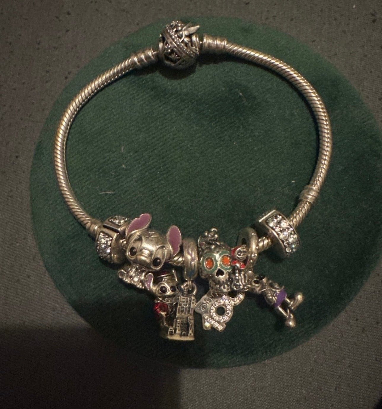 Pandora armband met bedels - Disney Stitch en meer, Ophalen, Gebruikt, Zilver, Met bedels of kralen