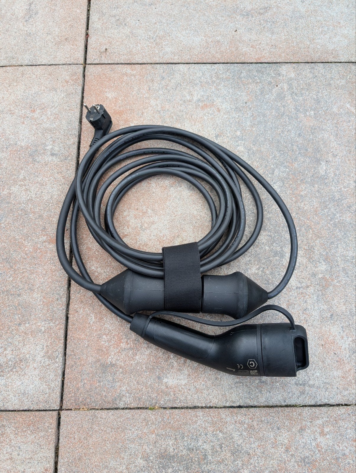 Volvo laadkabel stopcontact 230V, Ophalen of Verzenden, Gebruikt, Laadkabel