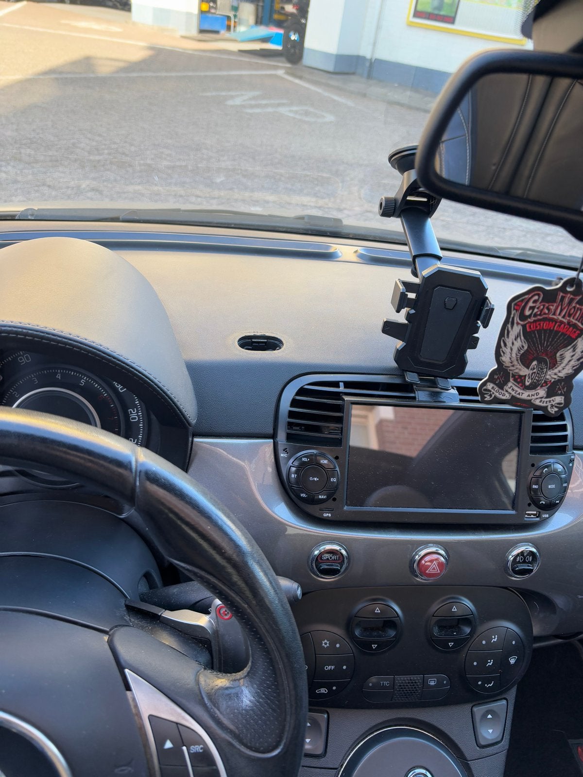 Fiat 500/Abarth dubbel din radio met kabels en doos, Ophalen of Verzenden, Gebruikt