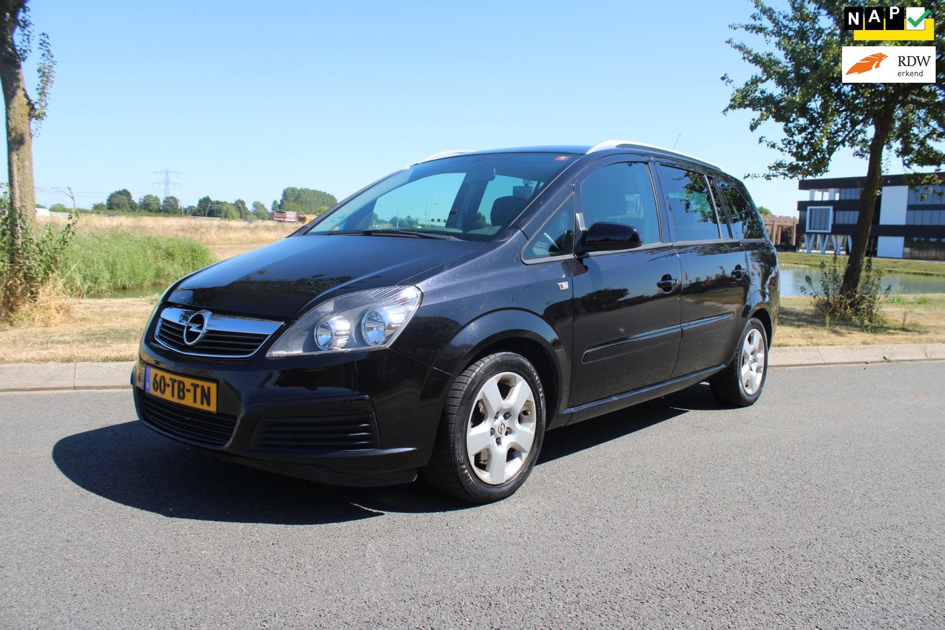 Opel Zafira 1.8 Enjoy APK 08-01-2027, Stof, Gebruikt, 4 cilinders, Zwart