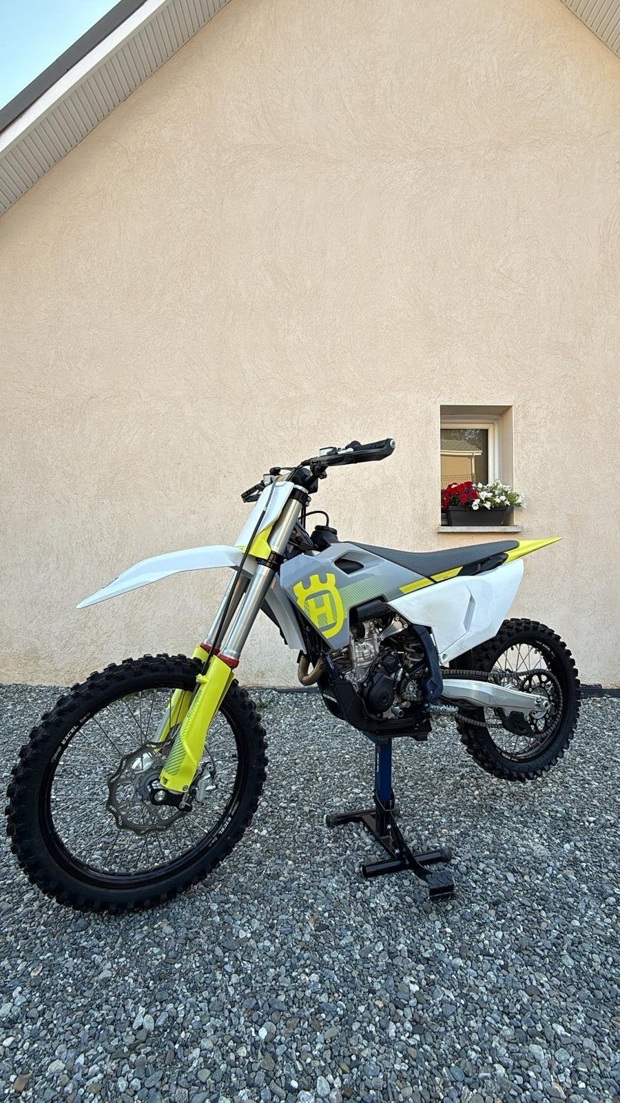 Husqvarna FC 250cc 2024 - Slechts 29 uur, zo goed als nieuw!, Overige merken, Ophalen of Verzenden, Zo goed als nieuw