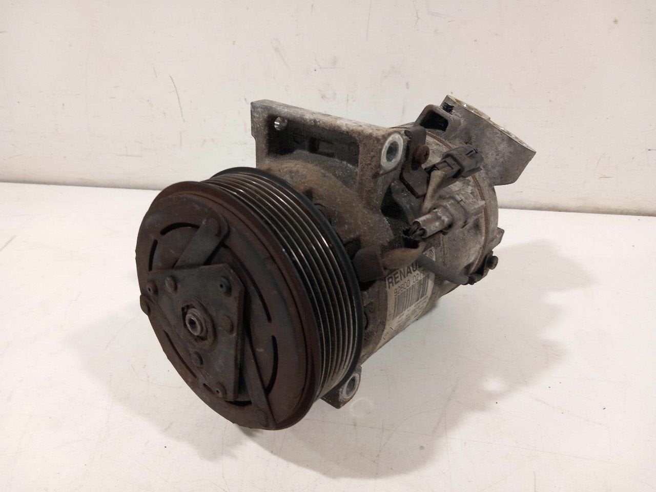Airco pomp Renault Clio, Auto-onderdelen, Onderdelen@venauto.nl, Van der Ven Autorecycling B.V., Gebruikt, Ettenseweg 76, 4706 PB Roosendaal, The Netherlands