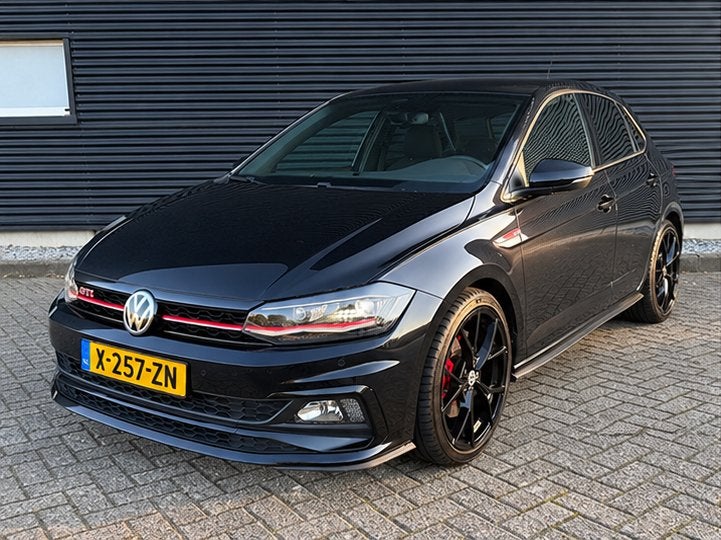 Volkswagen Polo 2.0 TSI 200pk 6-DSG 2019, Stof, Zwart, 4 cilinders, 1984 cc