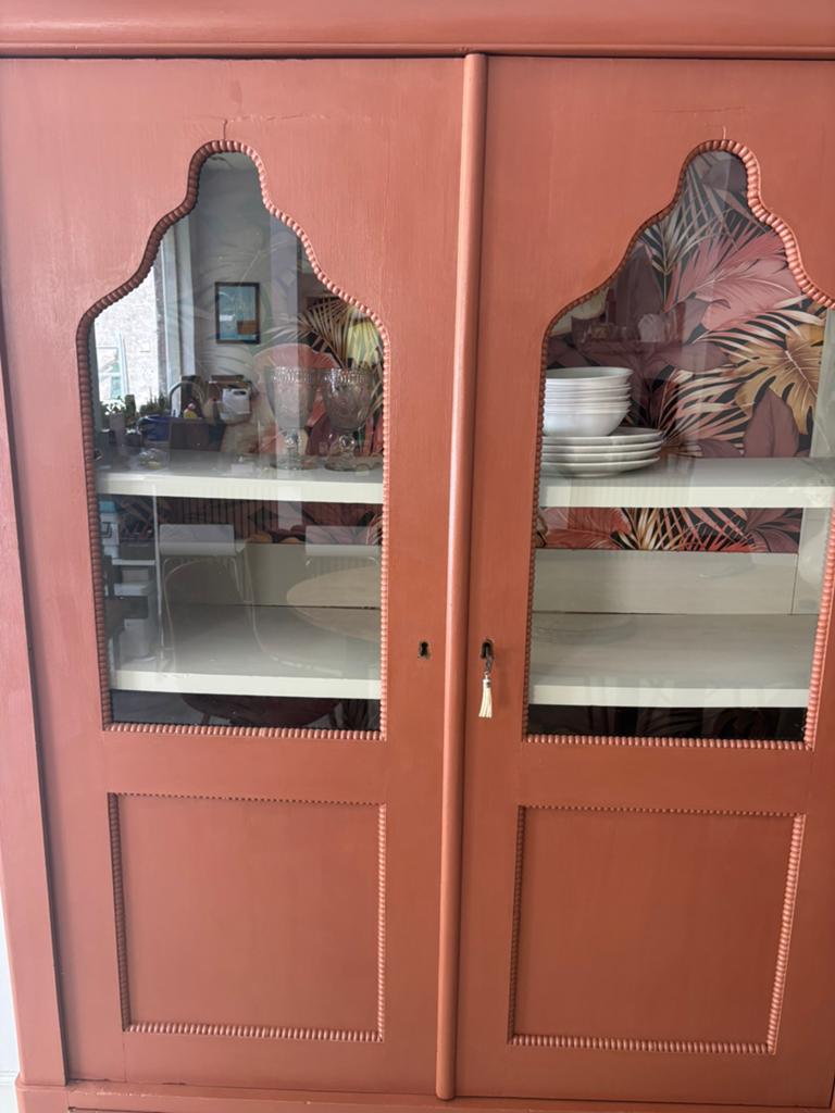 Brocante vitrinekast / servieskast / kledingkast-gerestyled, Ophalen
