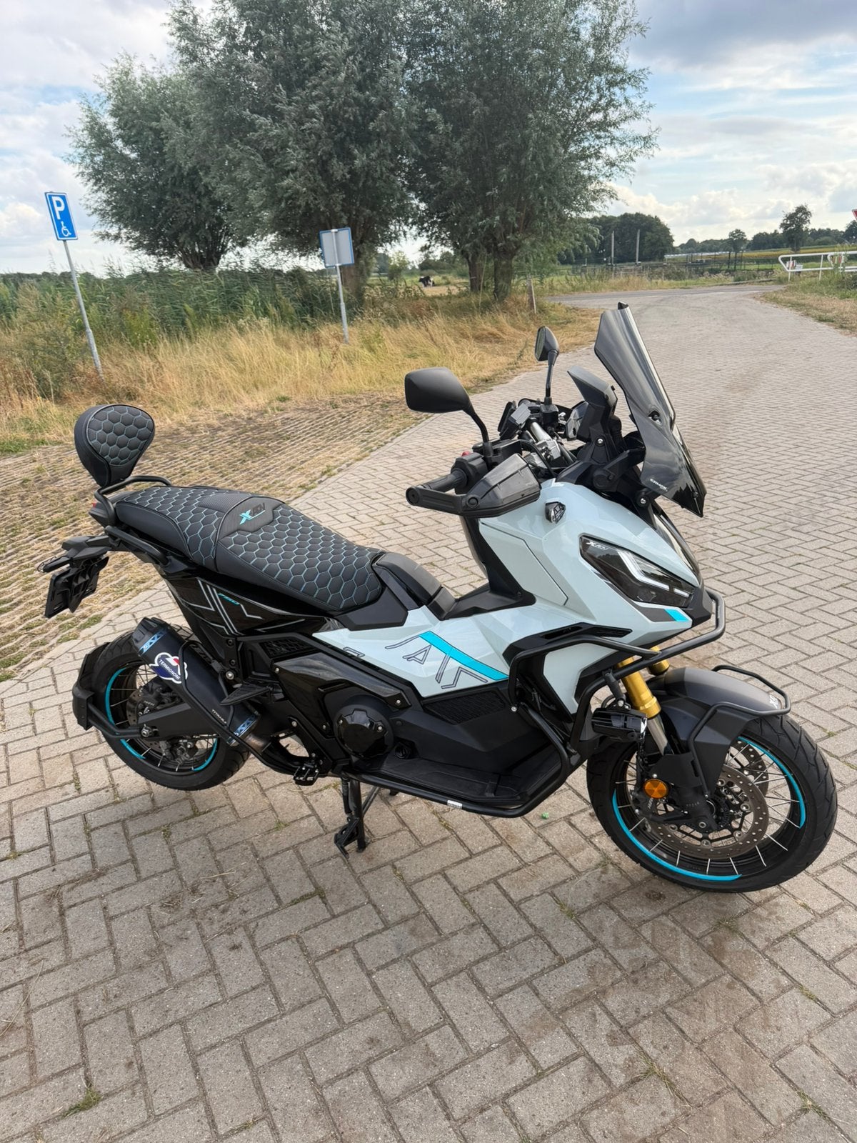 Honda xadv 750 a2 vol vermogen gps uitlaatklep, Gebruikt, Particulier, Overig, Automaat