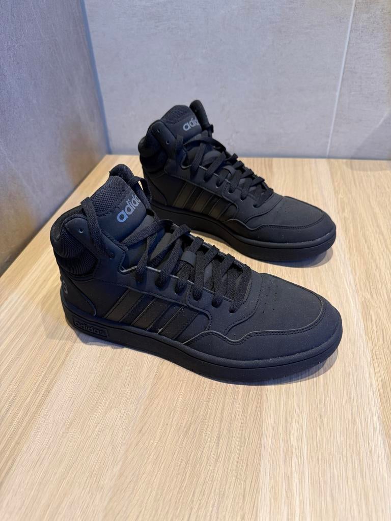Adidas Hoops 3.0 Mid Classic Vintage Sneakers Zwart, Ophalen of Verzenden, Zo goed als nieuw, Zwart, Sneakers of Gympen