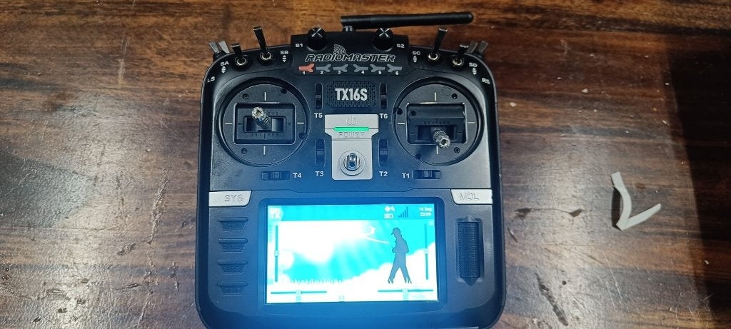 RadioMaster TX16S MkII 4-in-1 + Koffer & 7 Ontvangers, Ophalen of Verzenden, Gebruikt, Overige typen, RTF (Ready to Fly)