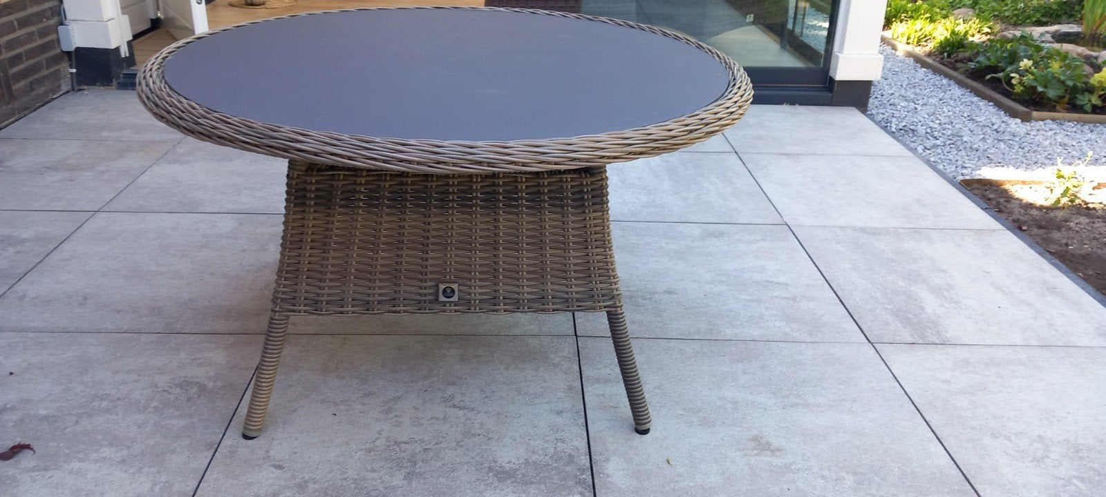 Le Sud tuintafel, Ophalen, Zo goed als nieuw, Rond, Aluminium