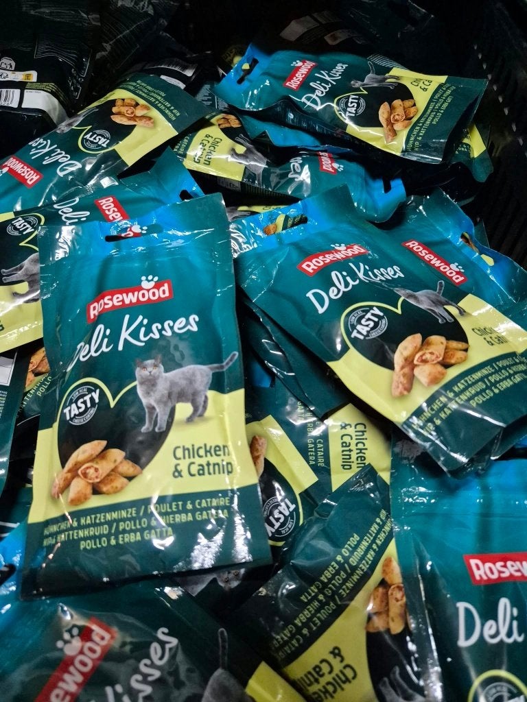 Partij kattensnacks Rosewood kip catnip kattensnoepjes 500s, Ophalen of Verzenden, Kat