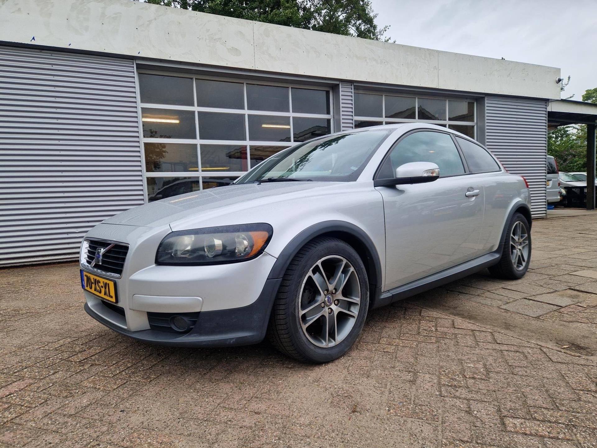 Volvo C30 2.0D Momentum INRUIL MOGELIJK., Auto's, Volvo, Voorwielaandrijving, Metallic lak, Zwart, 4 cilinders