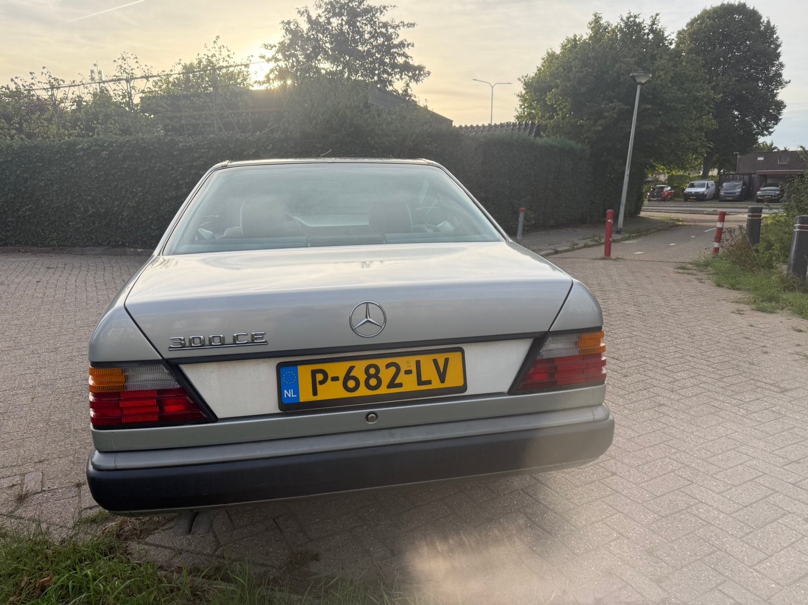 W124 Mercedes 300 CE 1987, foto 9
