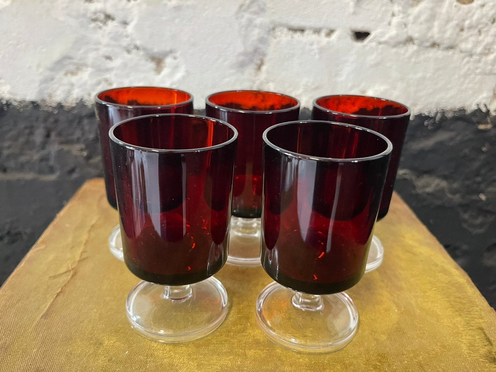 Set 5 vintage 70’s Luminarc Cavalier Rouge glazen robijnrood, Ophalen of Verzenden, Zo goed als nieuw, Overige typen