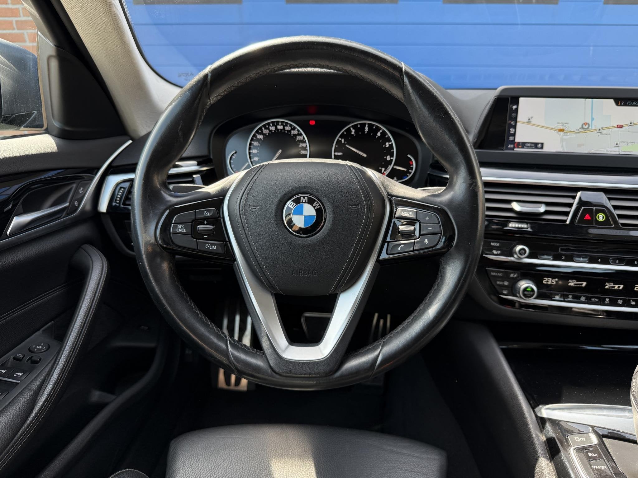 BMW 5-serie 530i High Executive | Pano | 19"LMV | Leer | Cam, Auto's, Automaat, 1998 cc, Gebruikt, Euro 6