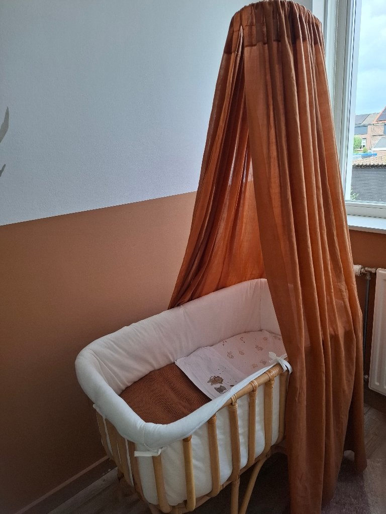Rotan wieg, Ophalen, Zo goed als nieuw, Minder dan 140 cm, Matras