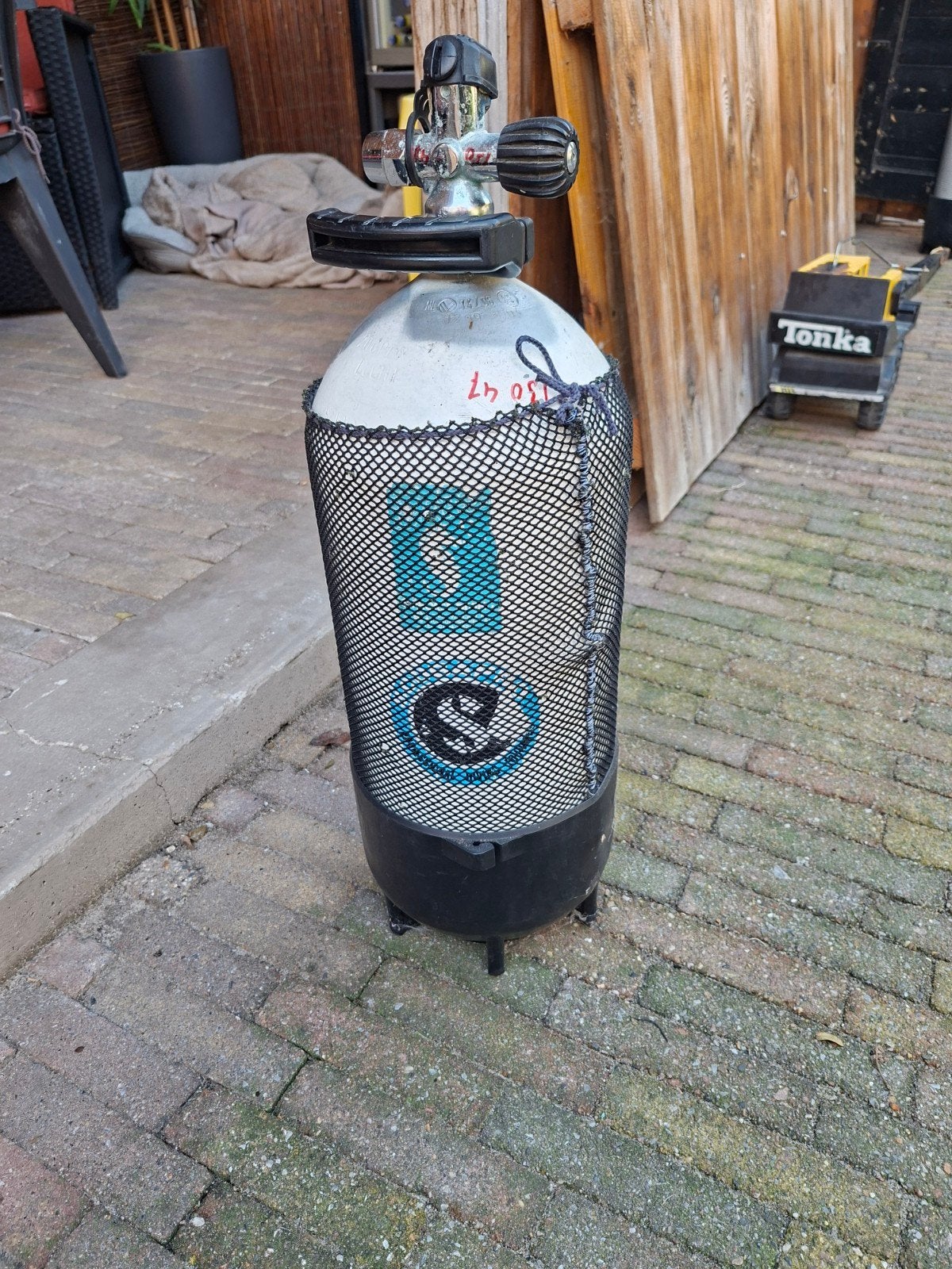 Duikfles 12 liter, volledig gevuld, keuring verlopen, Ophalen, Gebruikt, Duikfles